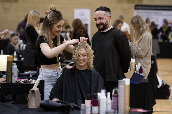 CH LOY 23 - www.salonbusiness.co.uk