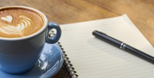 coffee and note pad - www.salonbusiness.co.uk