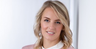 Abi Fletcher - EHB Headshot - www.salonbusiness.co.uk