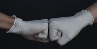 wella uk donates gloves - www.salonbusiness.co.uk