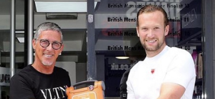 TONI&GUY BILLERICAY SALON RECEIVES AUTOMATED EXTERNAL DEFIBRILLATOR