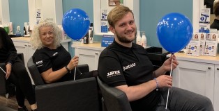 Holly Feltham (left) with her team - www.salonbusiness.co.uk