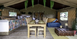 The Paddock, Belle Safari Tent - www.salonbusiness.co.uk