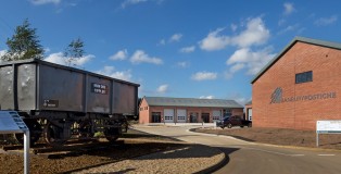 Banbury Postiche - www.salonbusiness.co.uk