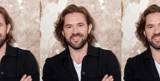 Jonathan Andrew PR Image 2020 cover - www.salonbusiness.co.uk