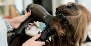 adam-winger-FkAZqQJTbXM-unsplash - www.salonbusiness.co.uk