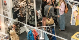 edward-howell-FzvCBuDhDDE-unsplash - www.salonbusiness.co.uk