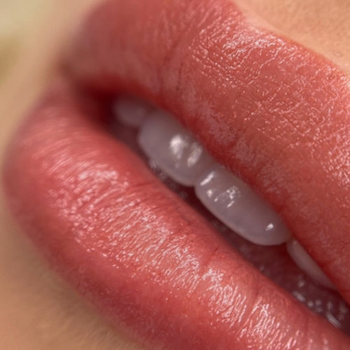 Tracie Giles London lips - www.salonbusiness.co.uk