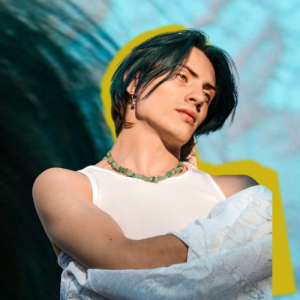 Loreal Halloween Hair inky - www.salonbusiness.co.uk