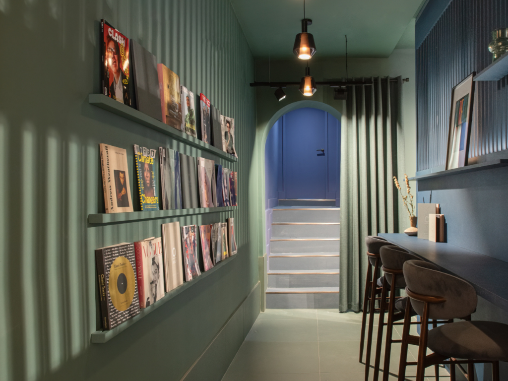 Blue Tit Salon Entrance