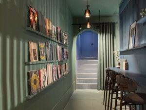 Blue Tit Salon Entrance