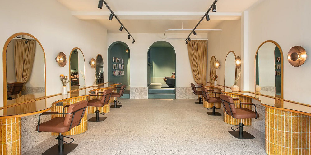 Blue Tit Salon interior