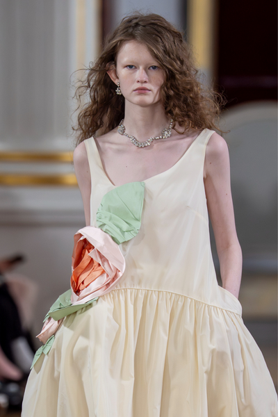 LFW SS26: Simone Rocha X Bumble And Bumble